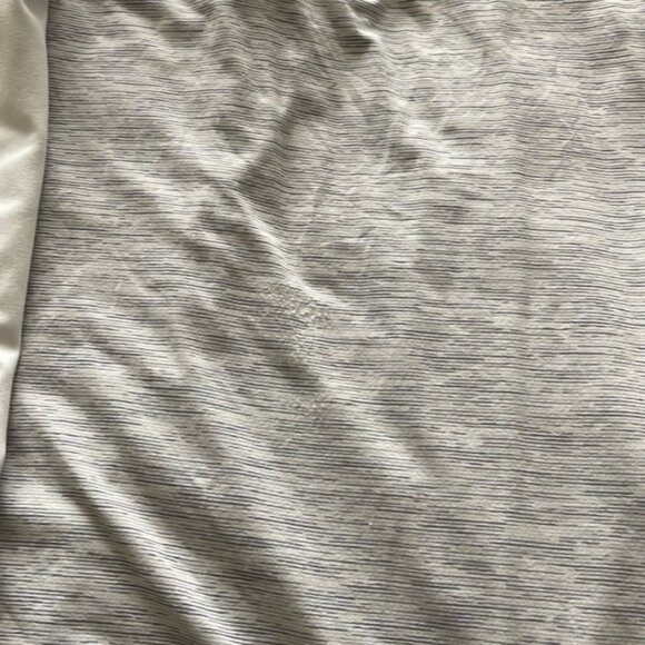 Lululemon Razorback Tanks - Picture 3 of 4